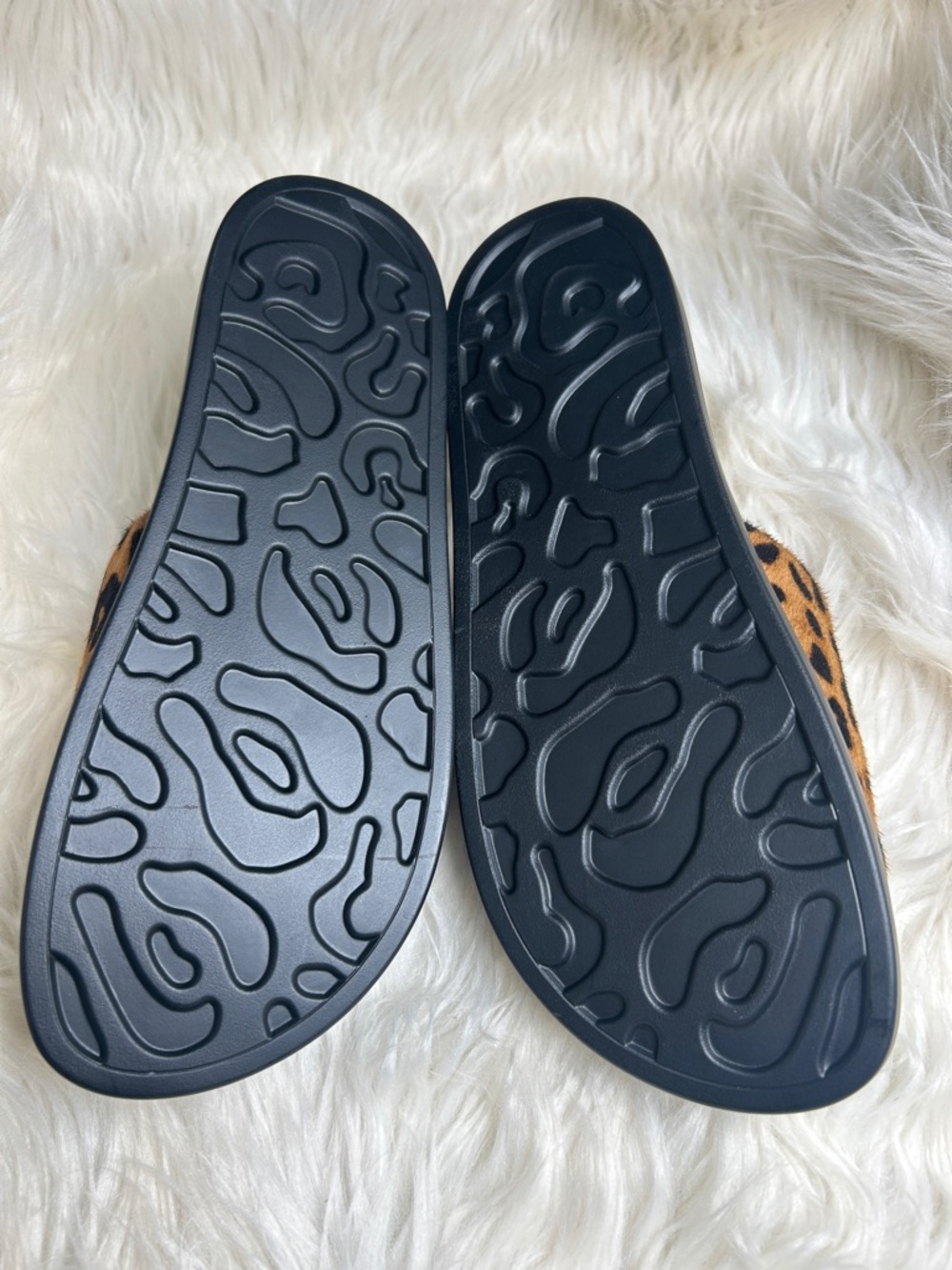 AEROSOLES Leopard Print Calf Hair Slide Sandals Women's Size 9 - Picture 8 of 12